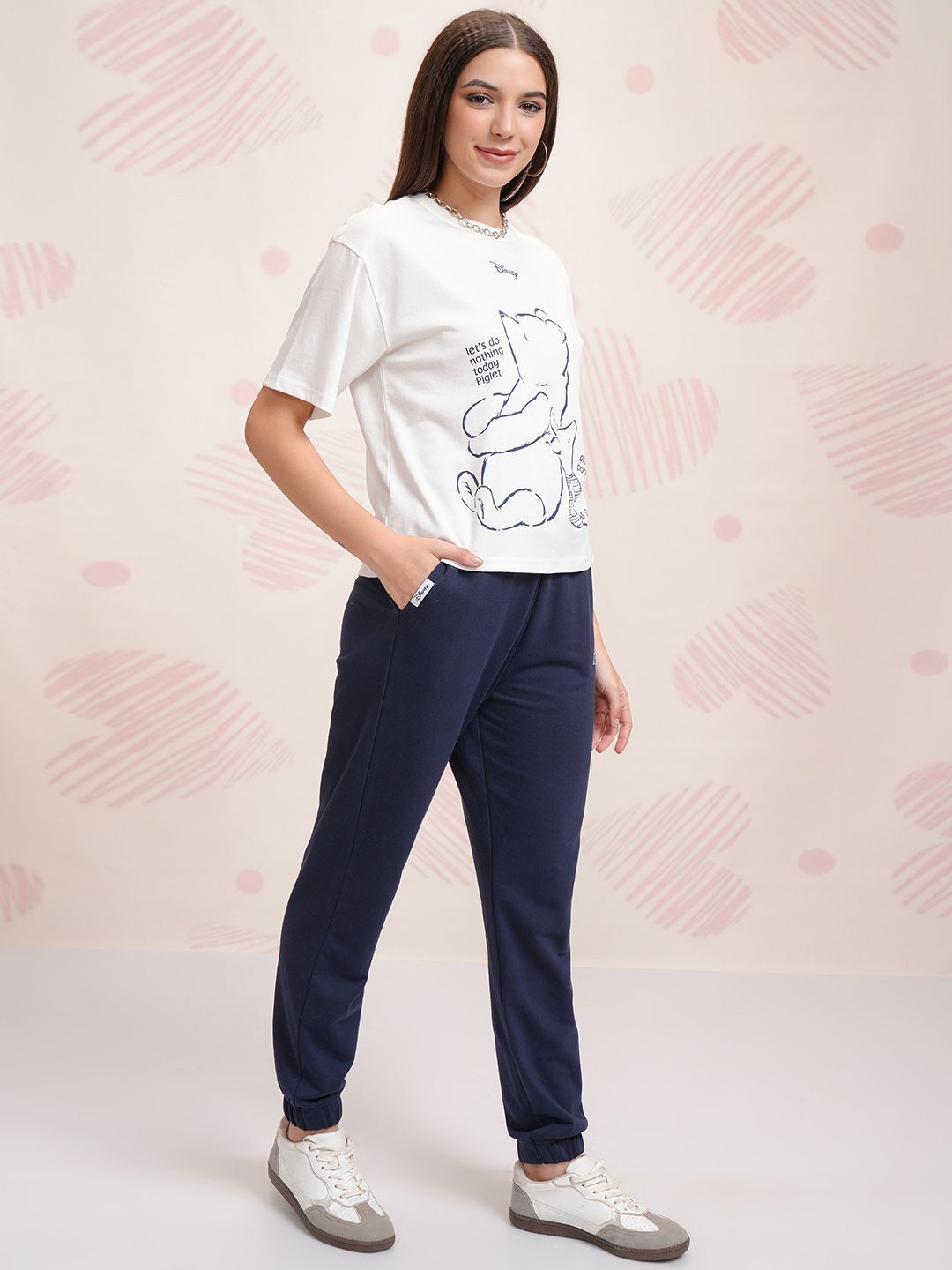 Tokyo Talkies White Disney Winnie The Pooh Printed Pure Cotton T Shirt With Jogger
