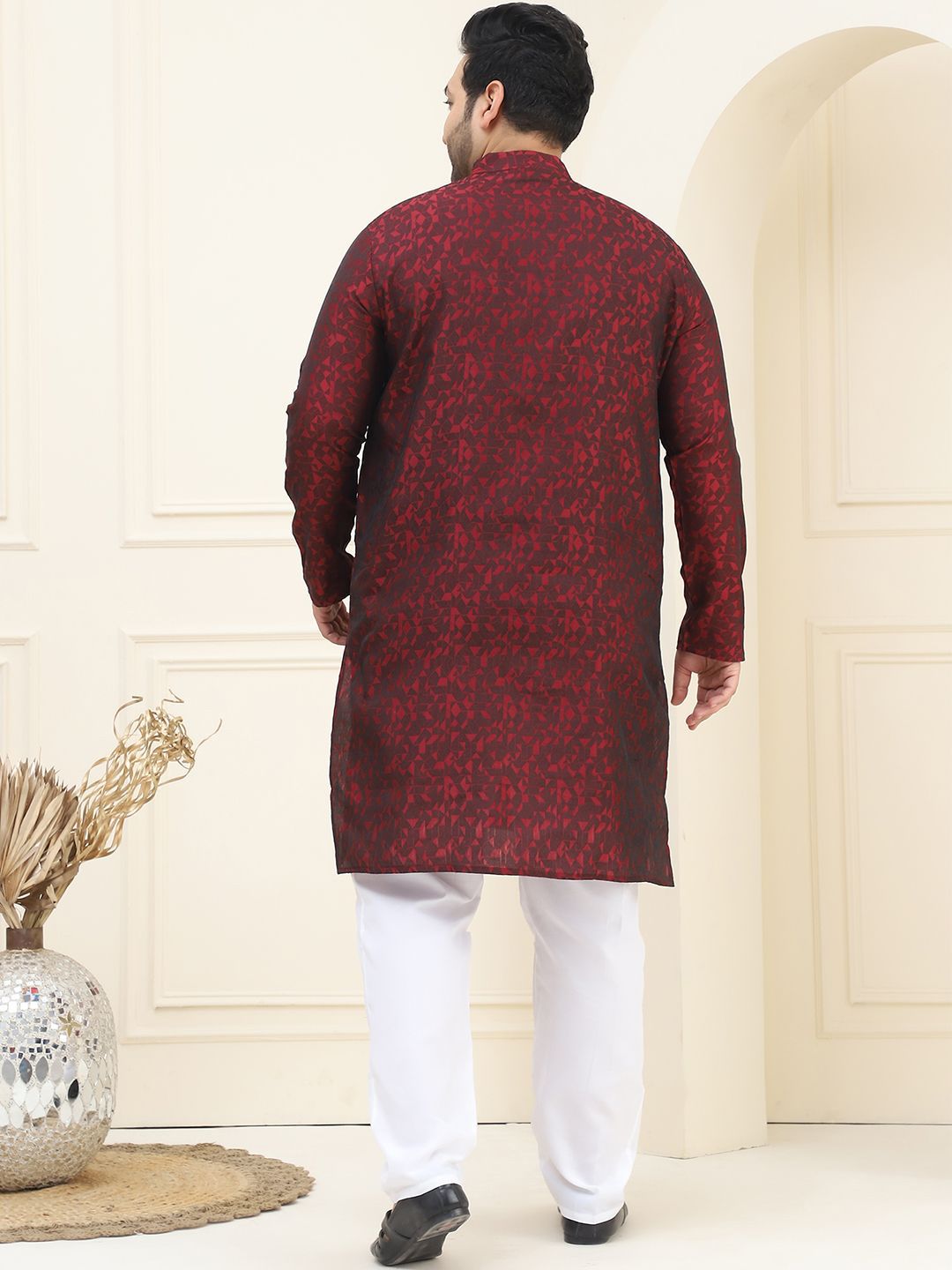 SOJANYA PLUS Geometric Woven Design Mandarin Collar Straight Kurta With Pyjama