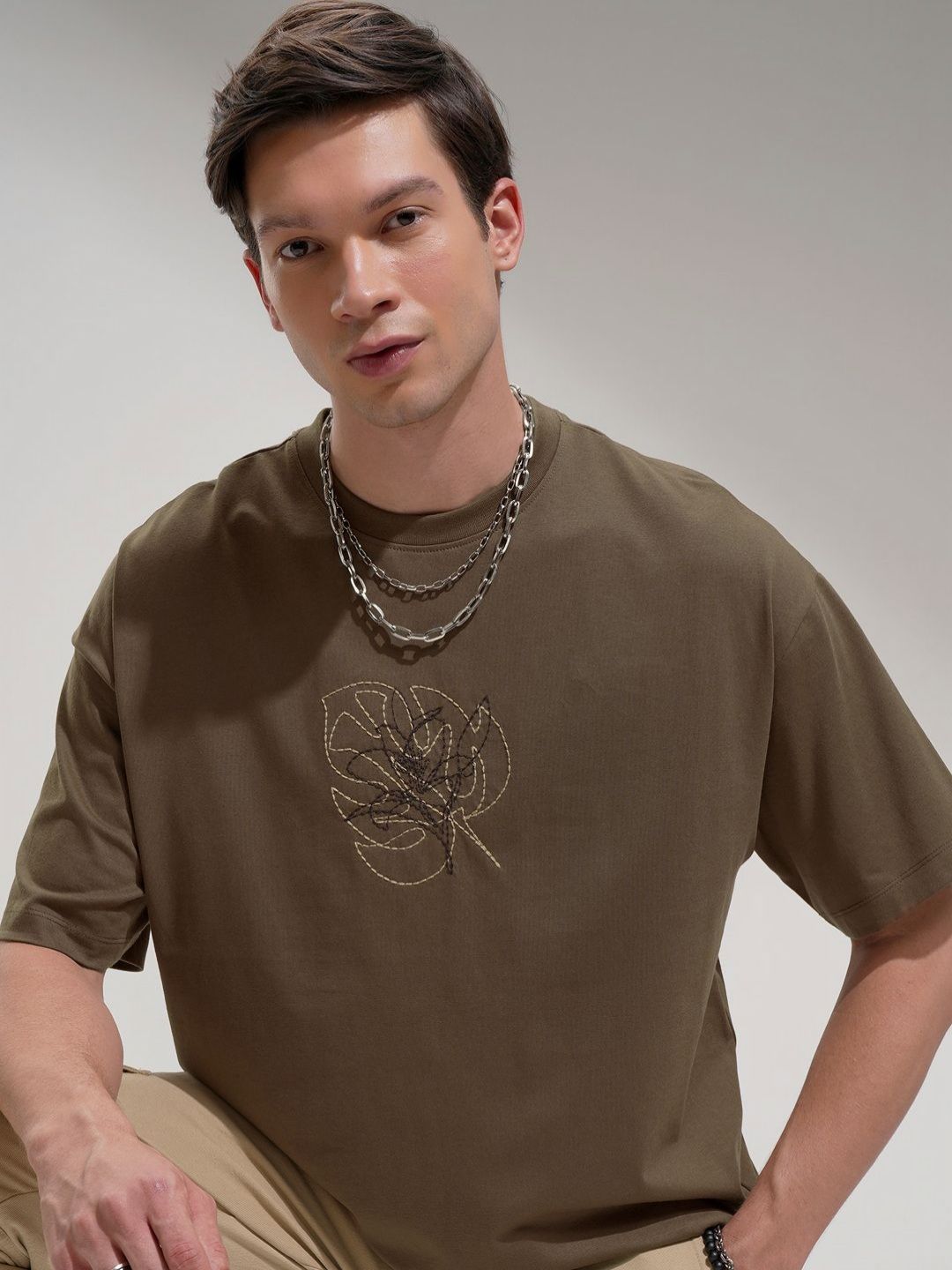 HIGHLANDER Men Drop-Shoulder Sleeves T-shirt