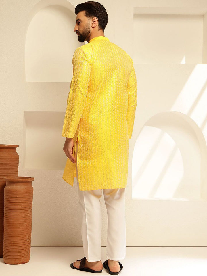 SOJANYA Geometric Embroidered Sequinned Straight Kurta