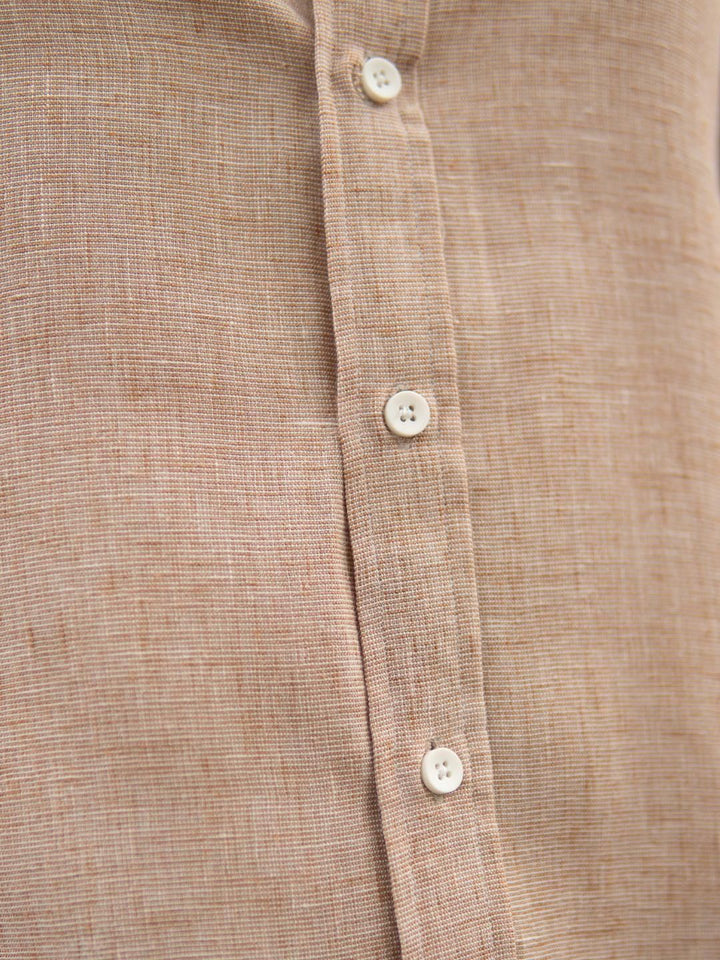 Powerlook Men Slim Fit Solid Spread Collar Casual Shirt