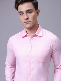 The Indian Garage Co. X Luxe Men Slim Fit Cutaway Collar Solid Formal Shirt