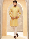 Anouk Yellow Geometric Sulam Mandarin Collar Straight Pure Cotton Fusion Kurta dengan Piyama