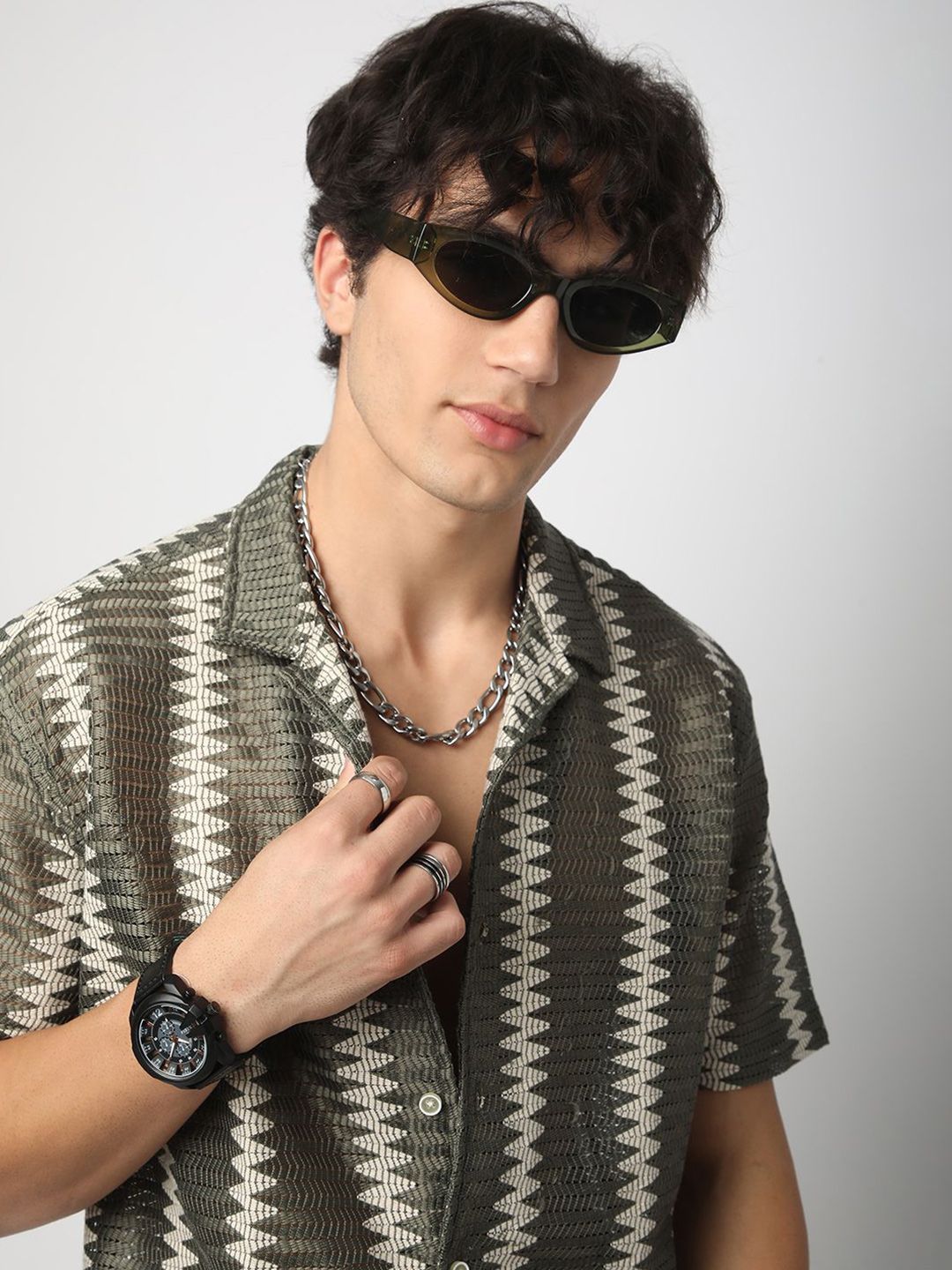 VASTRADO Men Classic Horizontal Stripes Opaque Casual Shirt
