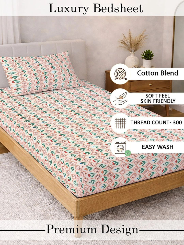 Myntra Elegant Homes Floral 300 TC Cadar Bujang Berwarna Krim dengan 1 Sarung Bantal