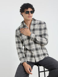 VASTRADO Men Classic Slim Fit Checked Cutaway Collar Satin Casual Shirt