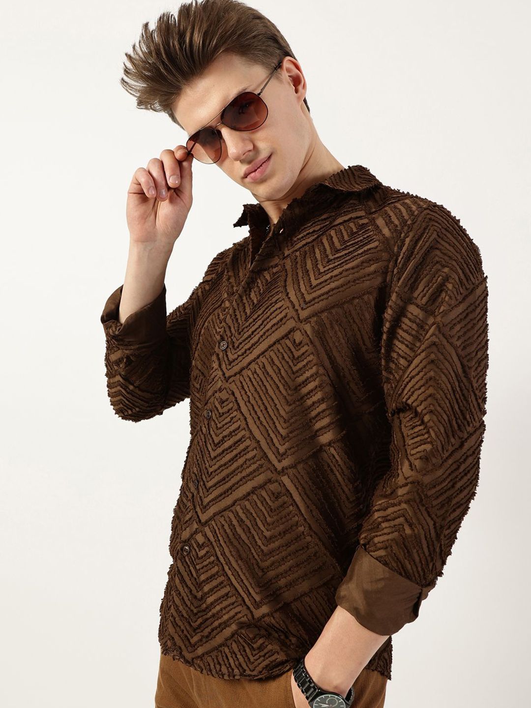 Thomas Scott Men Premium Spread Collar Textured Solid Slim Fit Casual Shirt