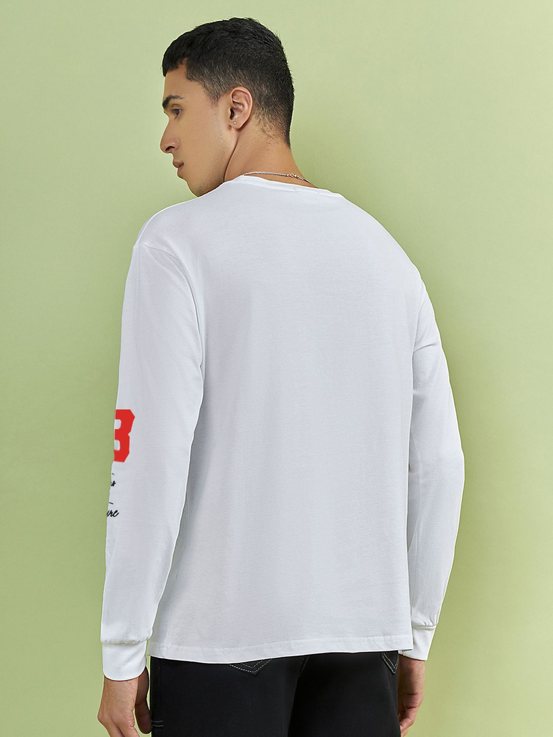 Bewakoof Men Graphic Printed Round Neck Pure Cotton T-Shirt