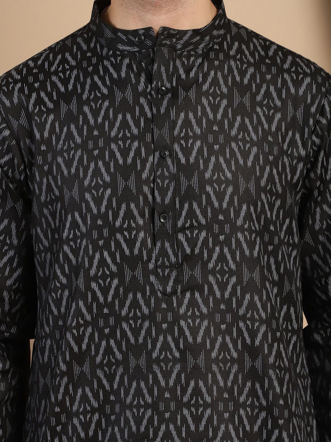 Anouk Printed Pure Cotton Mandarin Collar Lengan Panjang Kurta Lurus dengan Churidar