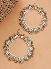 Set Karatcart dari 2 Anklets Kundan Putih berlapis emas