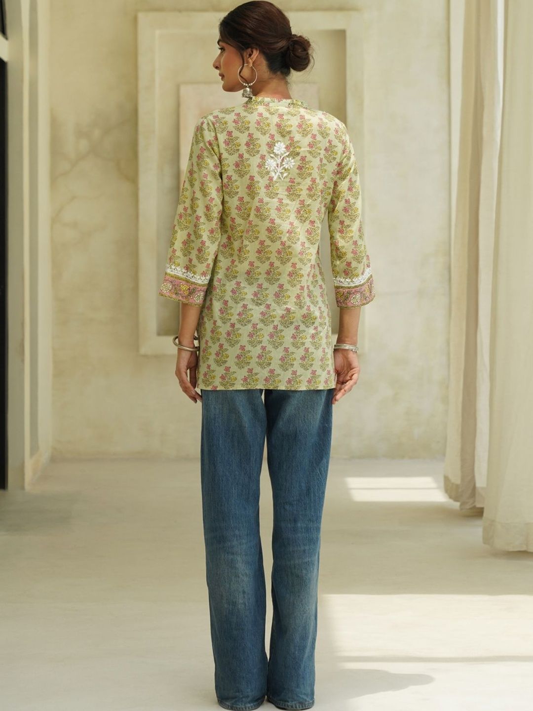House of Chikankari Women Floral Printed Thread Work Indie Prints Kurta