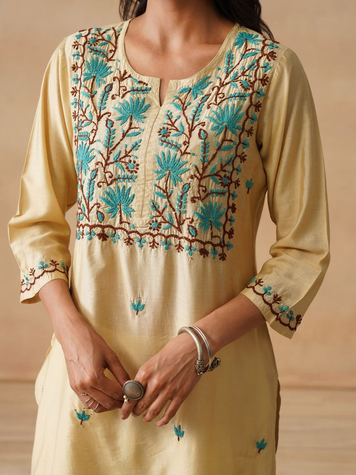 House of Chikankari Women Solid Beige Cotton Kurta