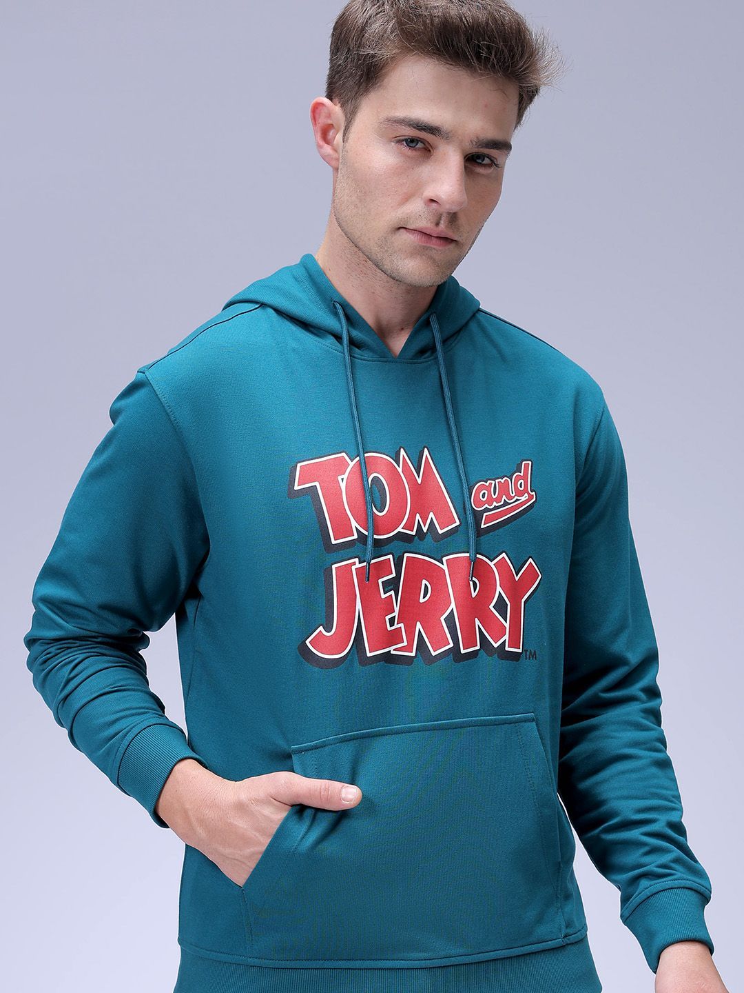 The Indian Garage Co Men Regular Fit Tom & Jerry Printed Overhead Hooded Sweatshirt