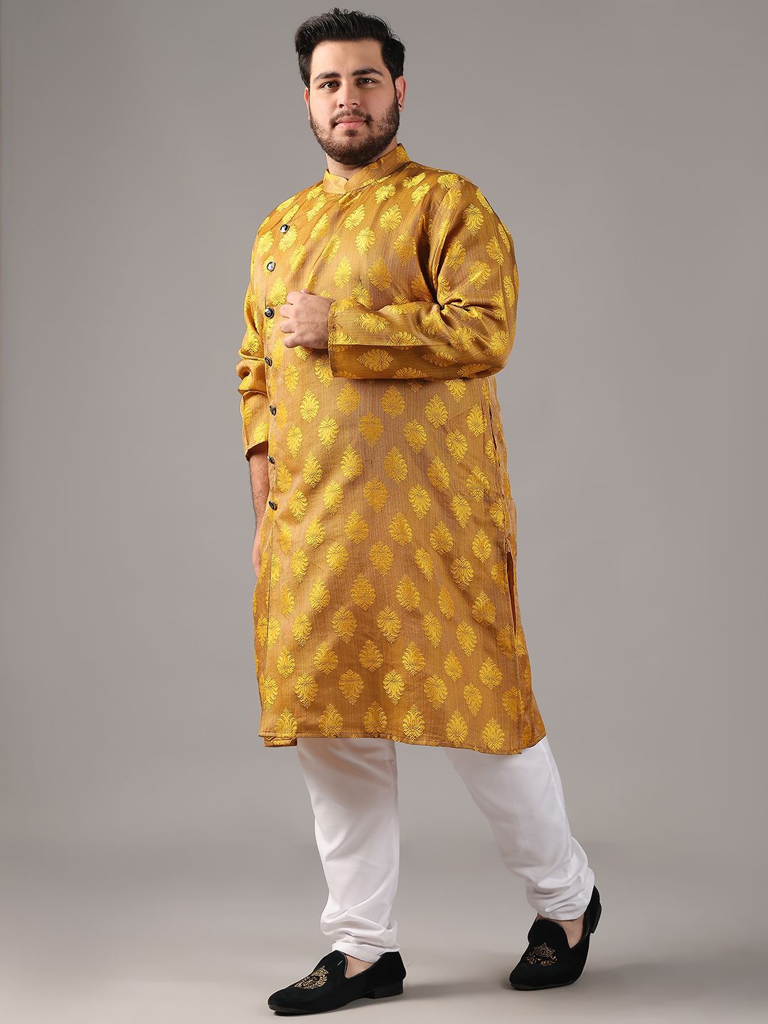 SOJANYA PLUS Plus Size Men Ethnic Motifs Woven Design Straight Kurta With Pyjamas