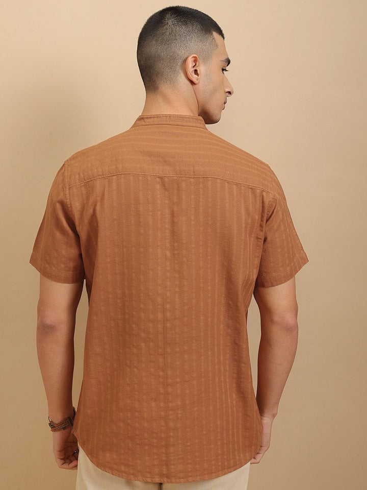 Highlander Men Dobby Textured Solid Casual Regular Fit Shirt