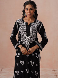 Rumah Chikankari Kurta Chikankari Biasa Wanita dengan Seluar