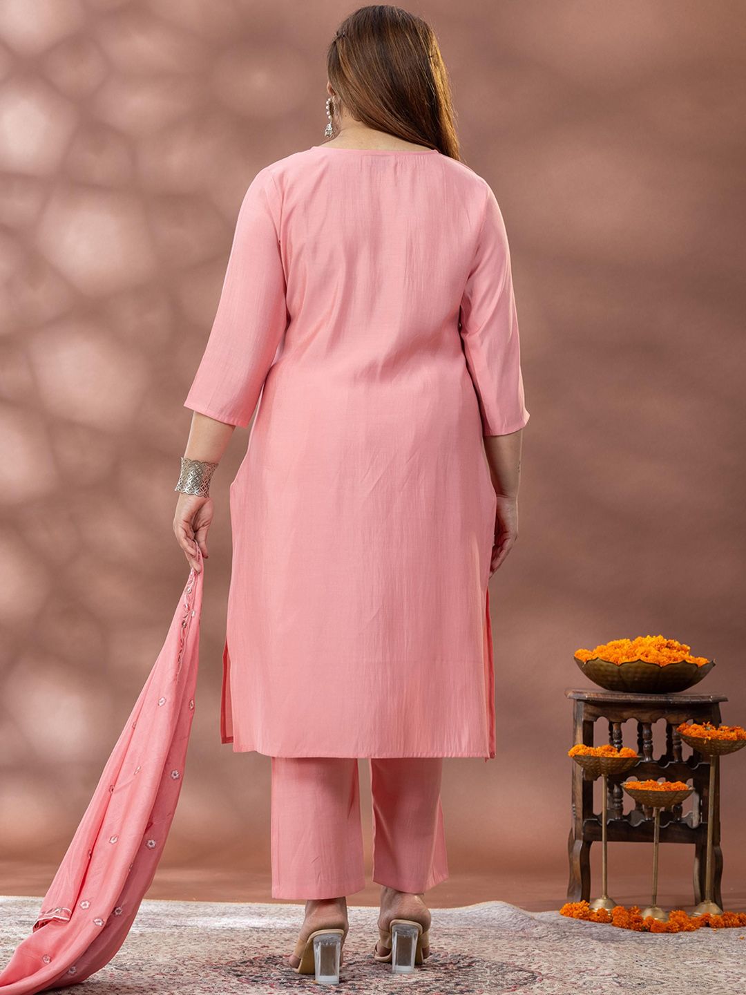 Kurta Sulam Bunga Mamicha Dengan Palazzos & Dupatta