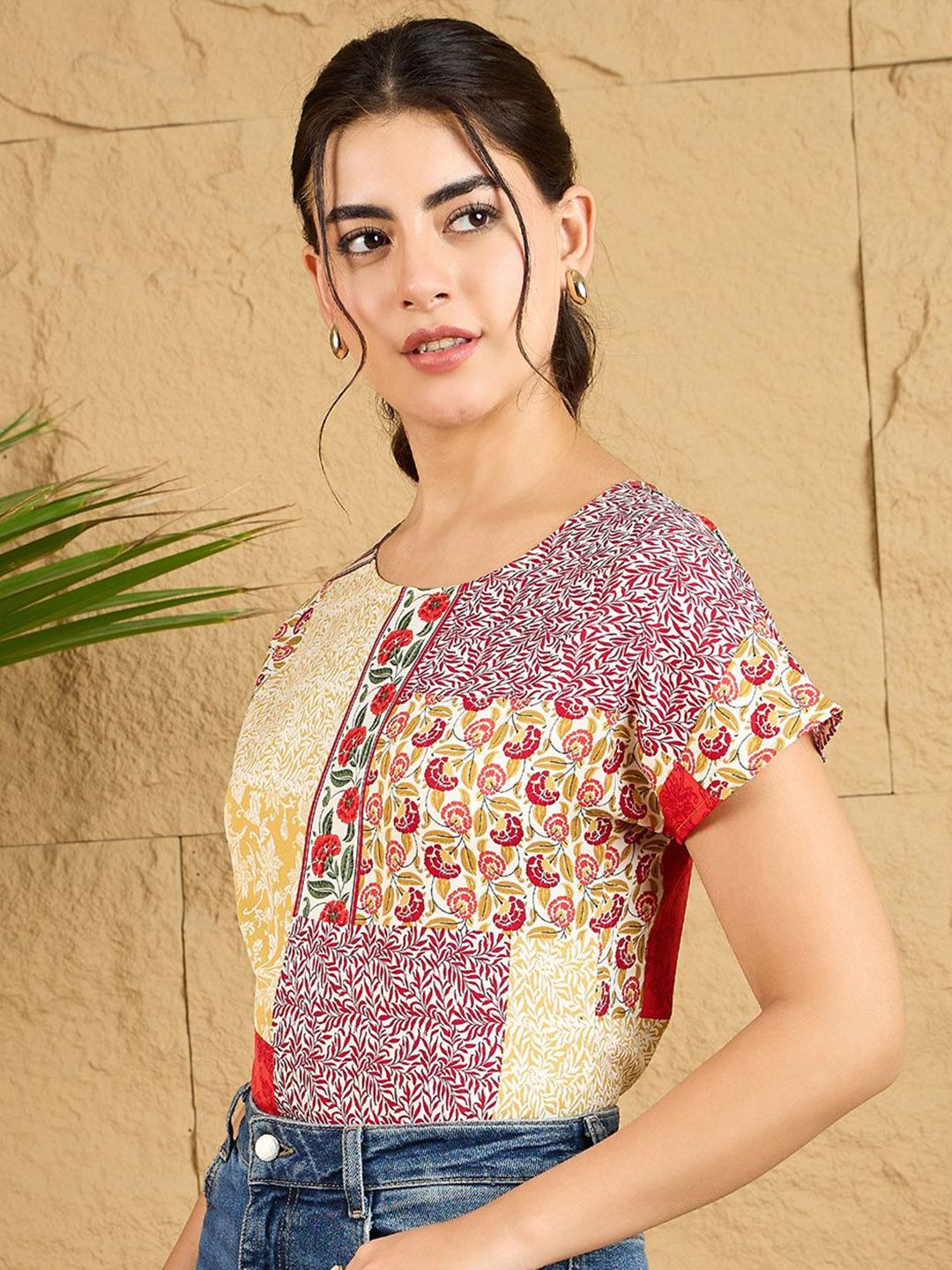 Berrylush Women Ethnic Motifs Printed Top