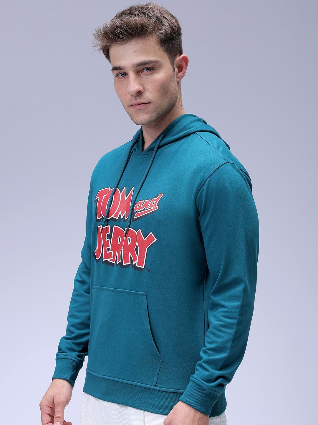 The Indian Garage Co Men Regular Fit Tom & Jerry Printed Overhead Hooded Sweatshirt