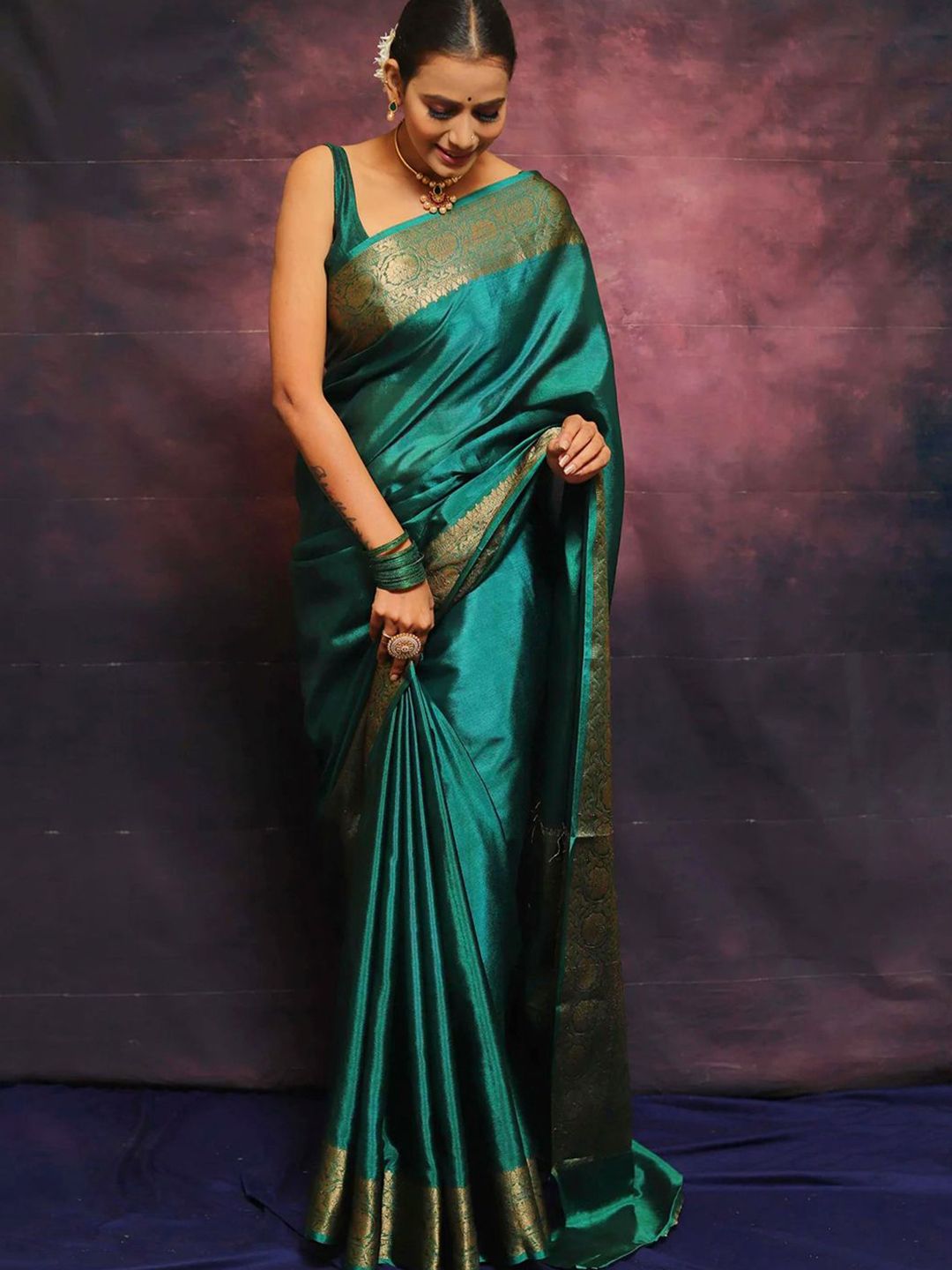 KALINI Solid Zari Banarasi Saree