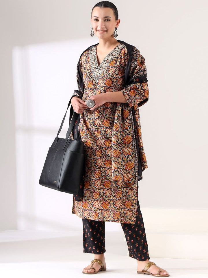 Motif Etnik Wanita Mamicha Bercetak Benang Biasa Kurta Kerja dengan Seluar & Dengan Dupatta