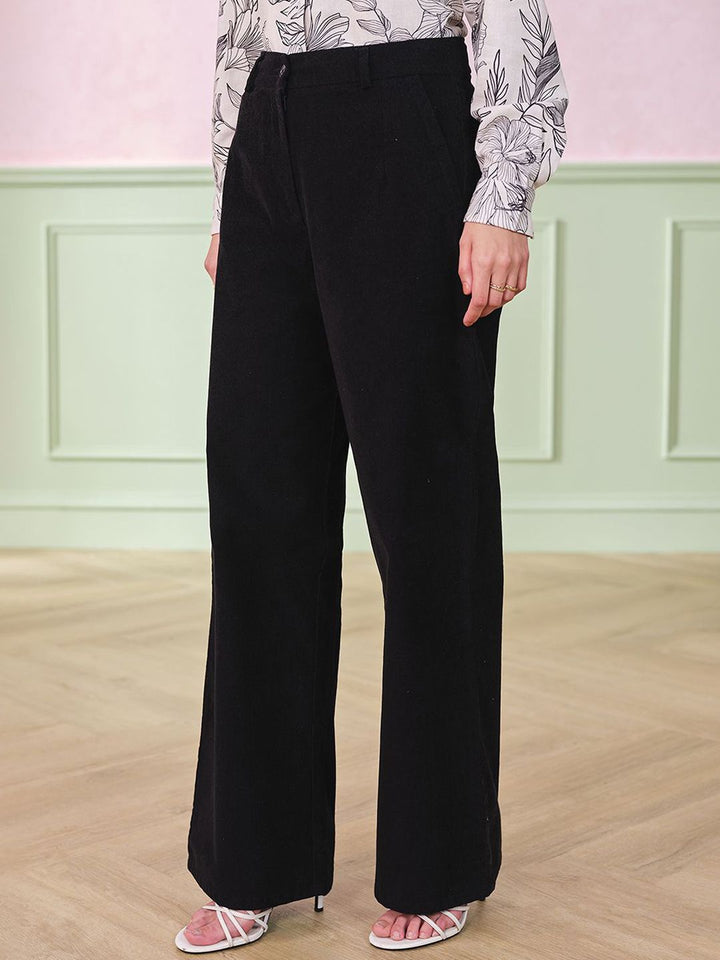 AND Women Mid Rise Straight Fit Trousers