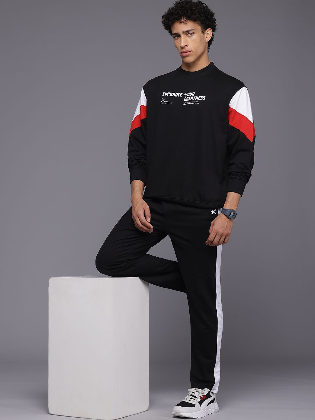 HRX by Hrithik Roshan Printed Lifestyle Tracksuits