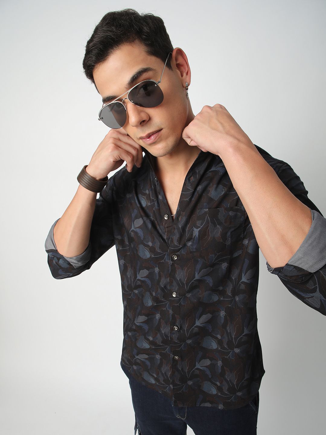 VASTRADO Men Classic Spread Collar Floral Printed Cotton Slim Fit Casual Shirt