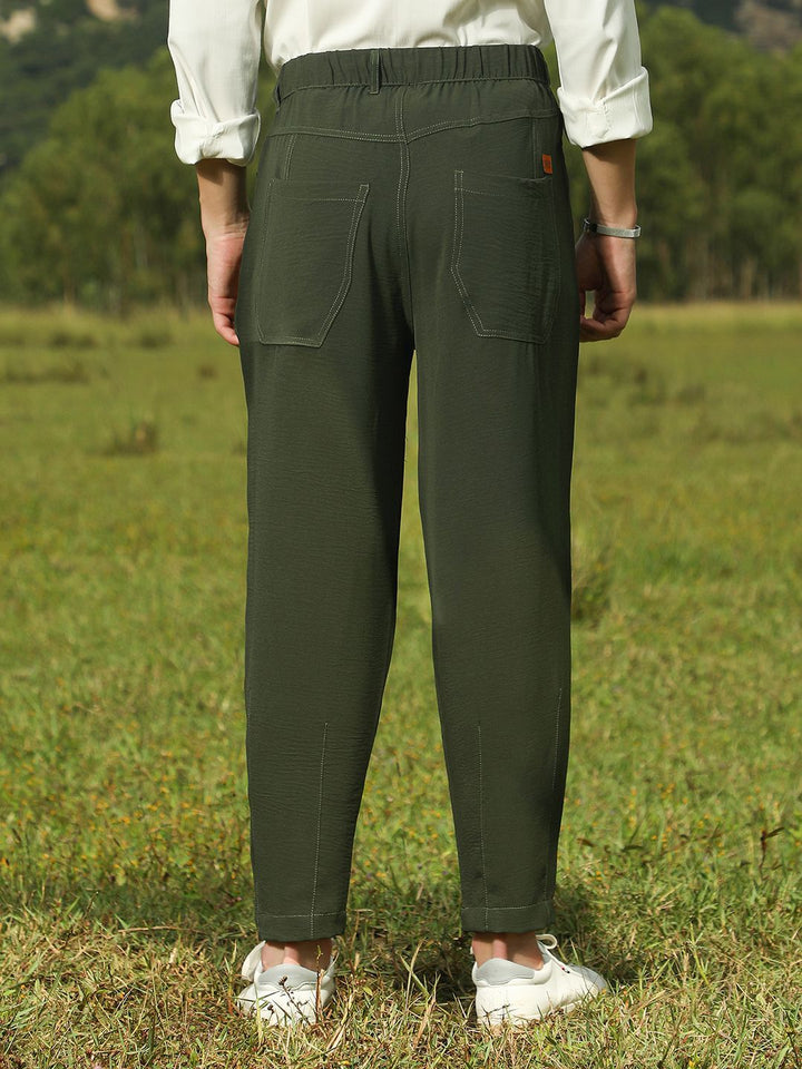 Campus Sutra Men Relaxed Fit Mid-Rise Trousers