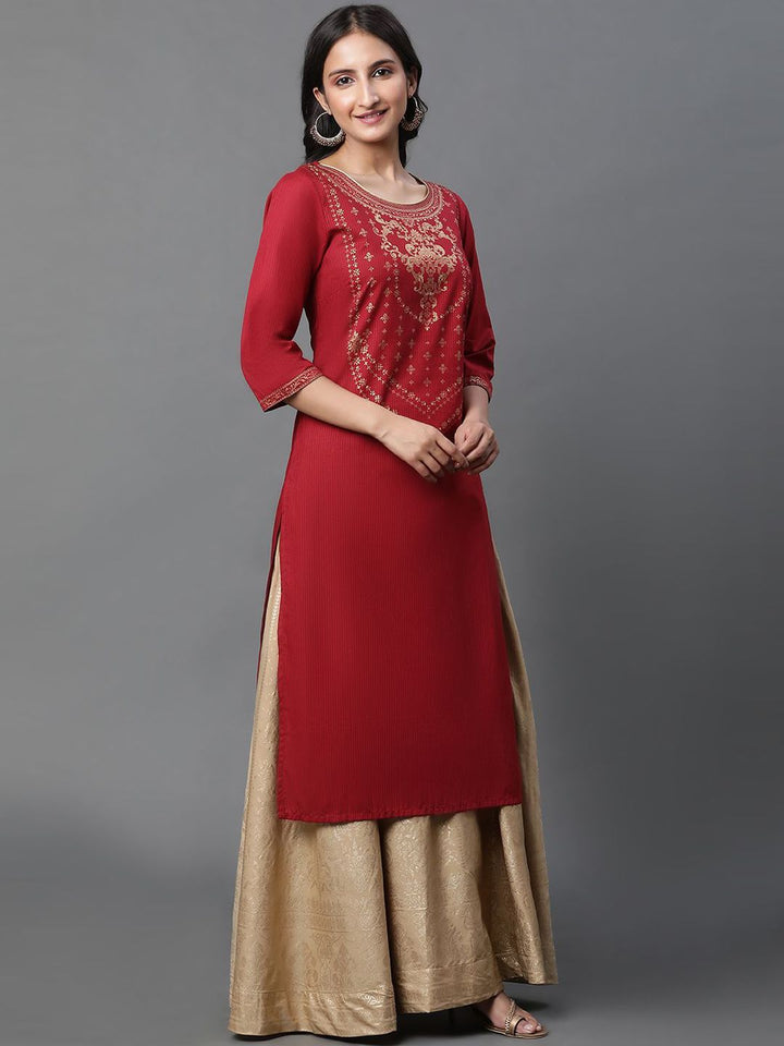 AURELIA Women Ethnic Motifs Yoke Design Thread Work Kurta