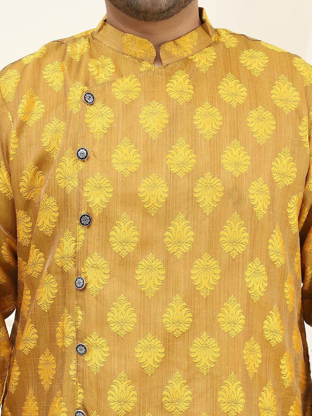 SOJANYA PLUS Plus Size Ethnic Motifs Thread Work Straight Kurta with Pyjamas