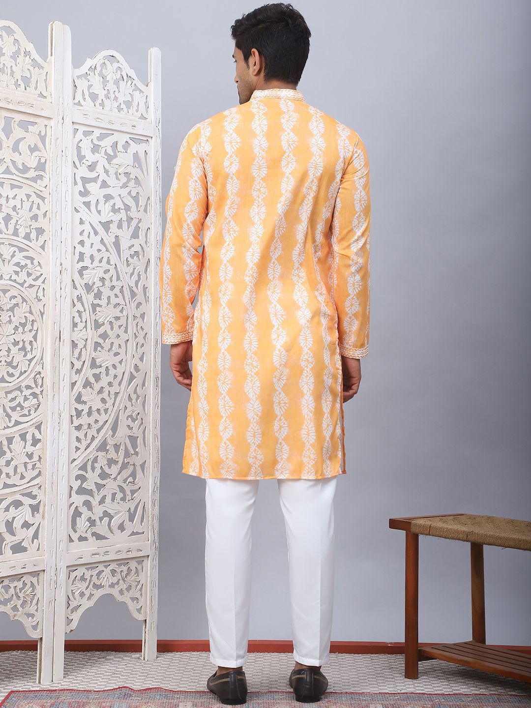 Jompers Ethnic Motifs Dyed Embroidered Mandarin Collar Sequinned Straight Kurta & Pyjamas