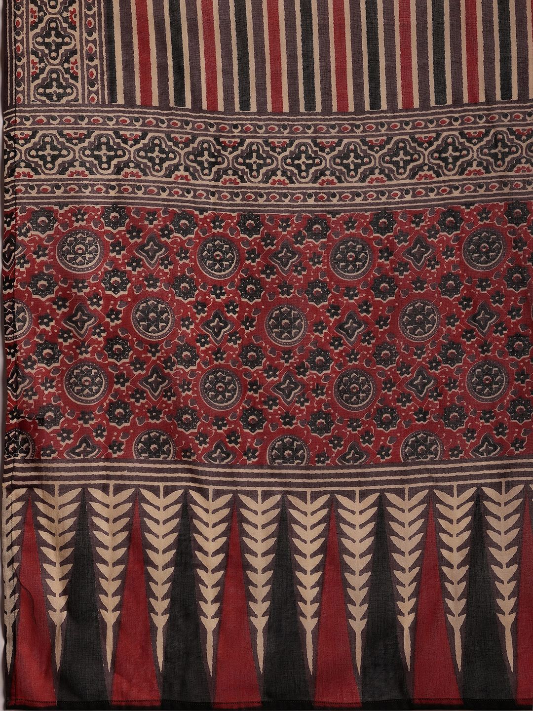 Libas Ethnic Motifs Printed Gotta Patti Pure Cotton Kurta with Trousers & Dupatta