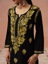 Rumah Wanita Chikankari Motif Etnik Bersulam Kurta Chikankari