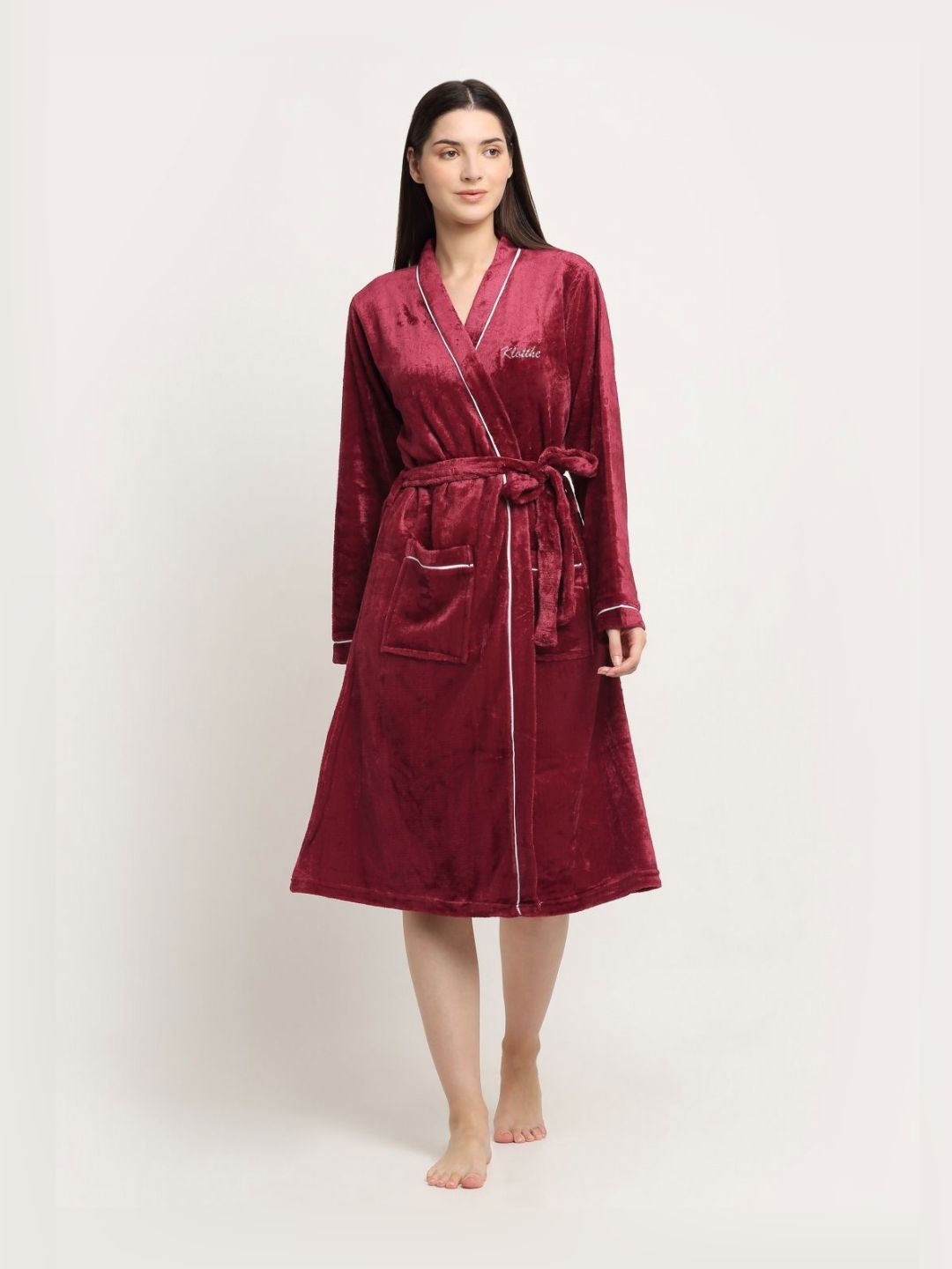 KLOTTHE Red & White Long Sleeve Woollen Bath Robe With Belt