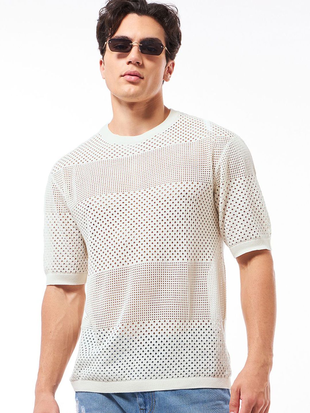 Bewakoof Pure Cotton Gardenia Regular Fit Flatknit T-shirt