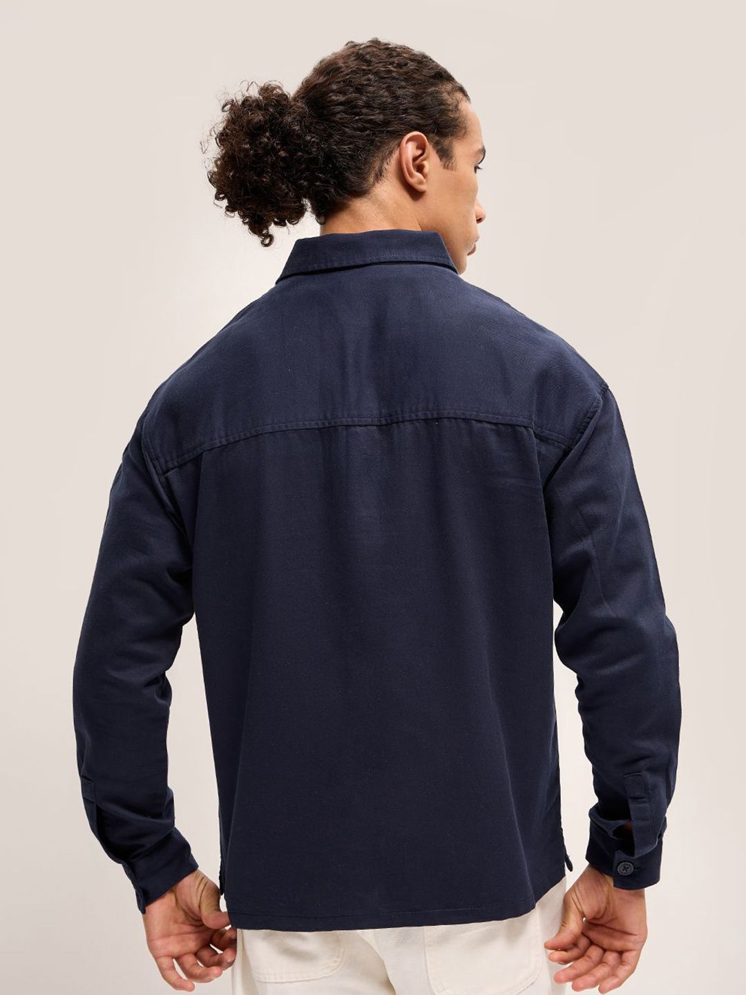 THE BEAR HOUSE Men Solid Spread Collar Oversized Shirt