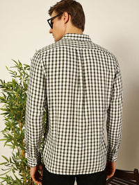 Thomas Scott Men Smart Spread Collar Micro Checked Cotton Slim Fit Casual Shirt