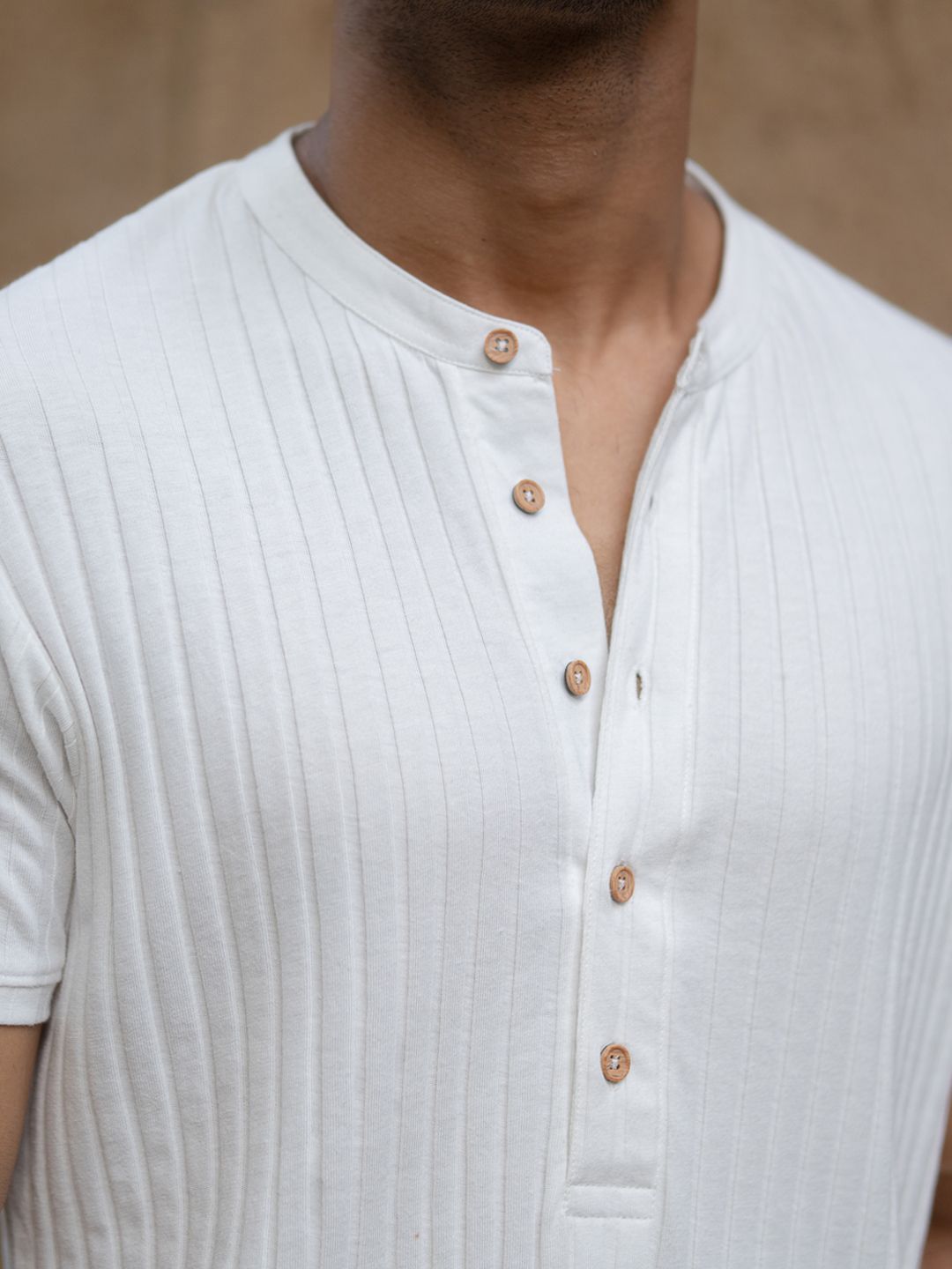Powerlook Men White Henley Neck T-shirt