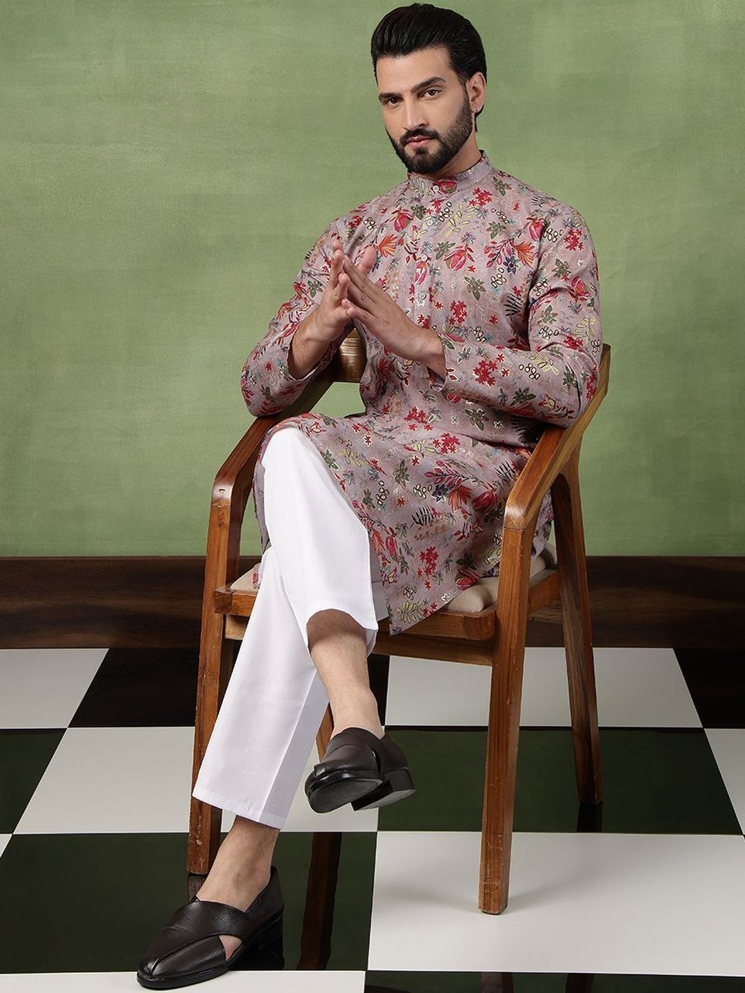SOJANYA Men Floral Printed Kurta