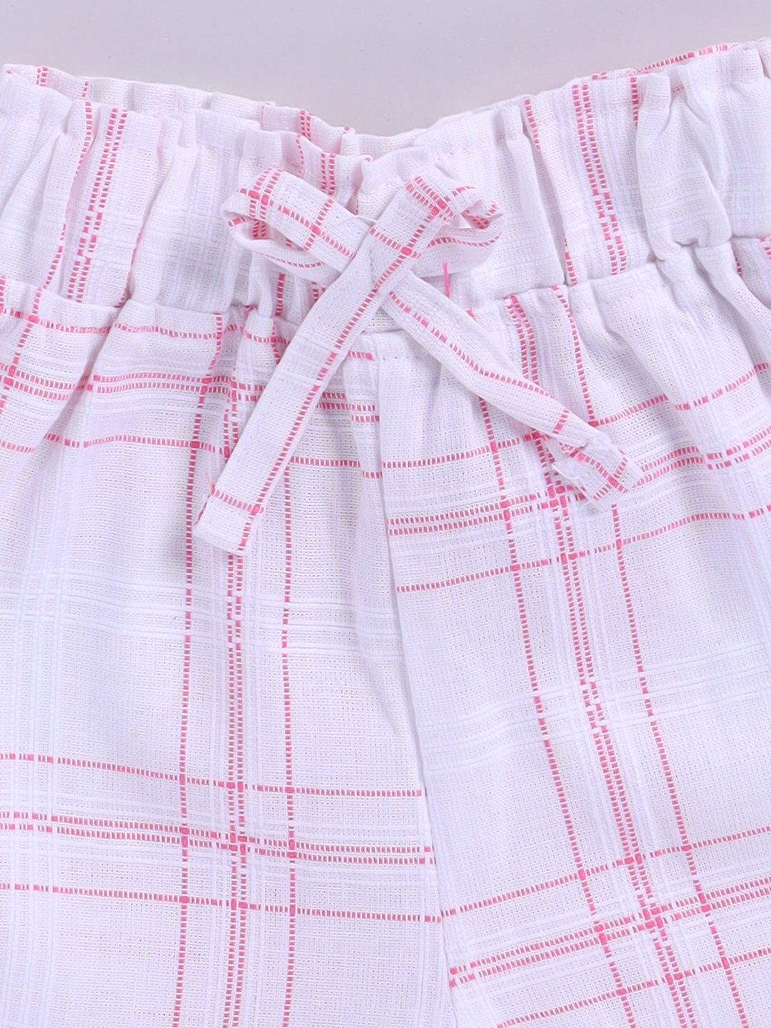 Moms Love Infant Girls Cotton Checked Top with Shorts
