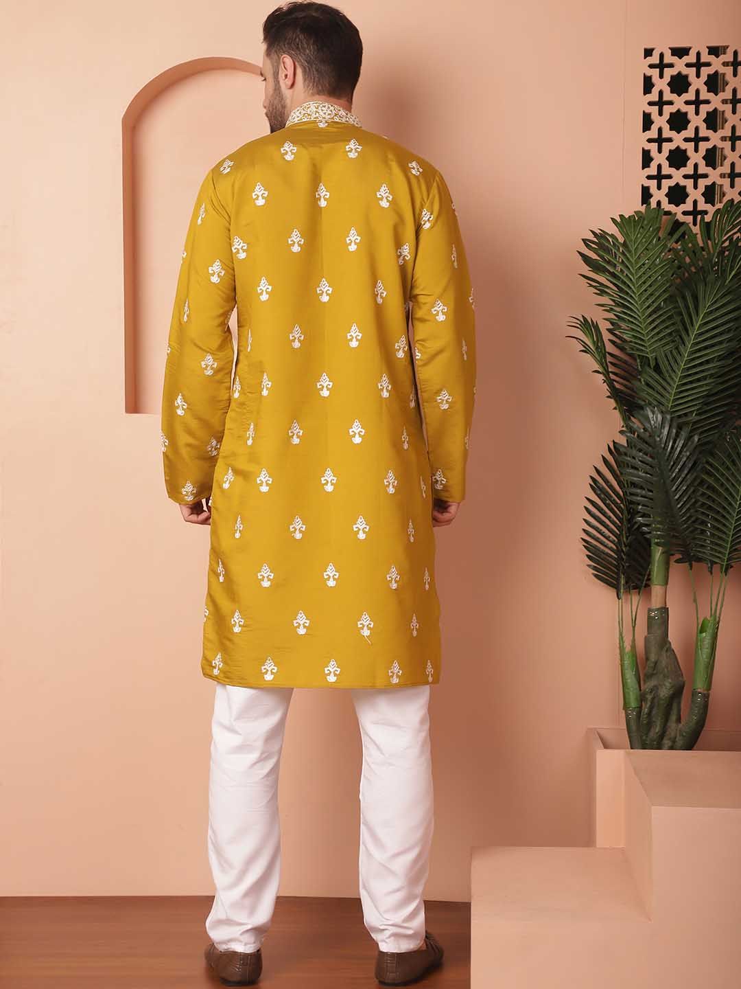 Jompers Floral Embroidered Regular Straight Kurta With Pyjamas