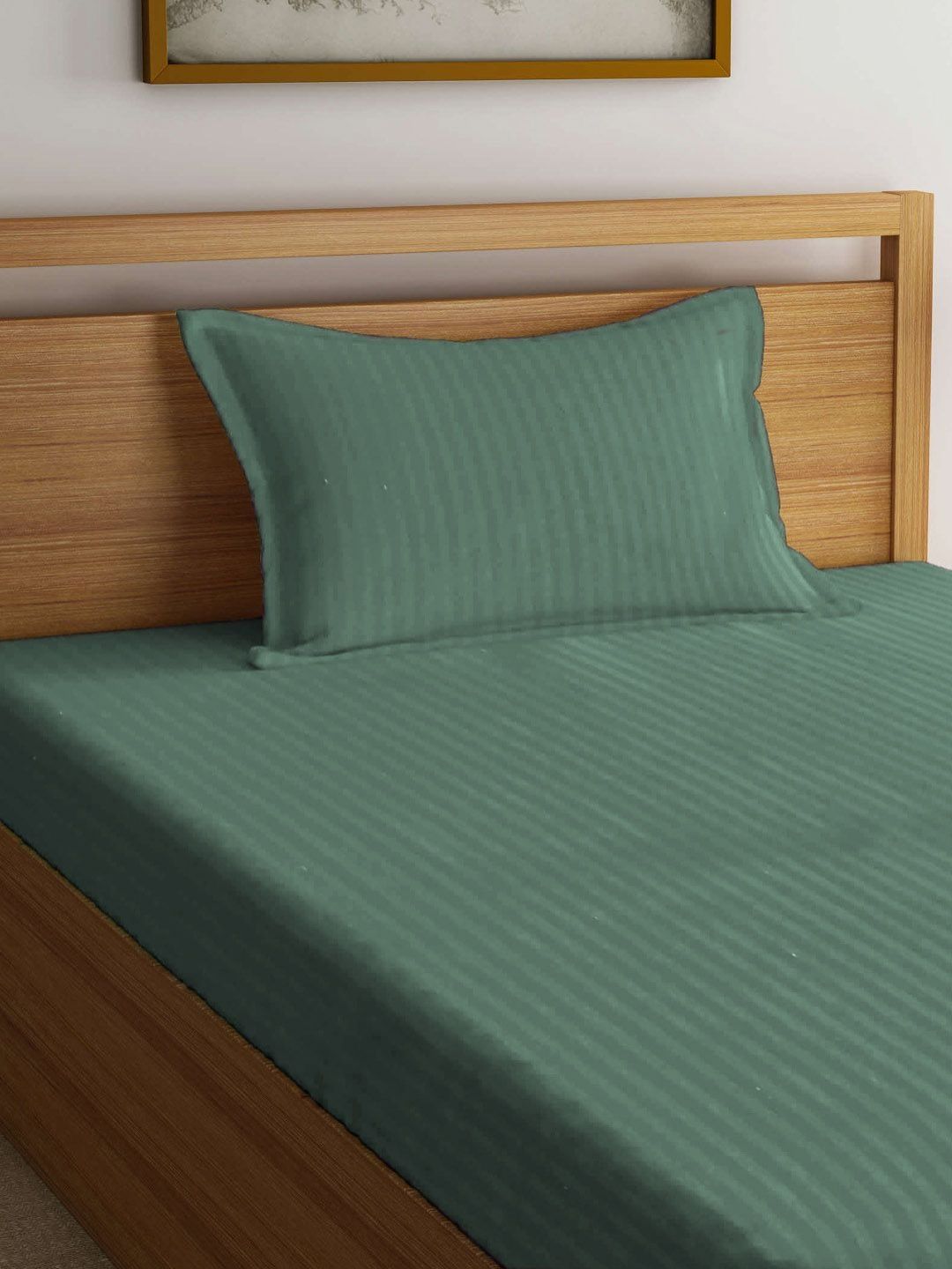 Myntra Elegant Homes Kapas Berjalur Hijau 300 TC Cadar Halus Tunggal dengan Sarung Bantal-89 x 59 inci
