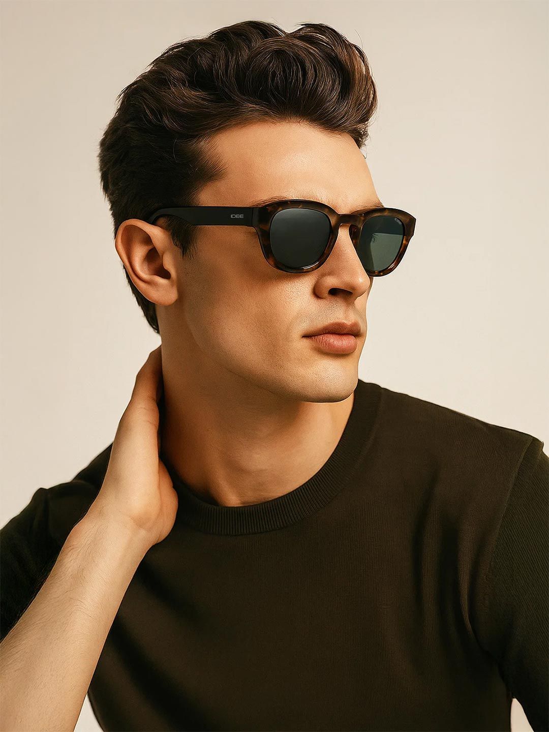 IDEE Men Oval Sunglasses with UV Protected Lens IDS3070C2SG