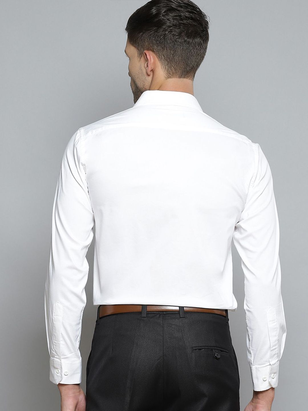 DENNISON Men Smart Slim Fit Solid Spread Collar Formal Shirt