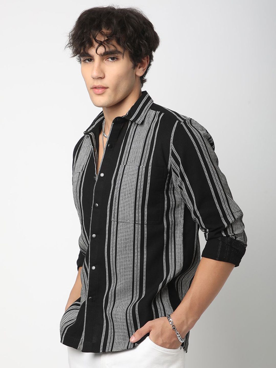 VASTRADO Men Classic Spread Collar Multi Striped Cotton Slim Fit Casual Shirt