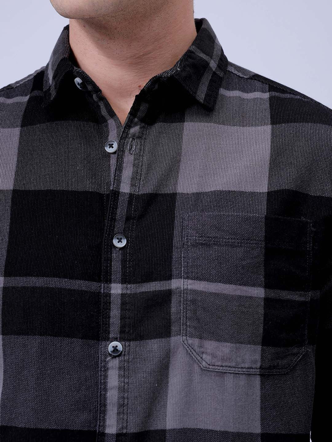 The Indian Garage Co Men Spread Collar Checked Casual Shirt