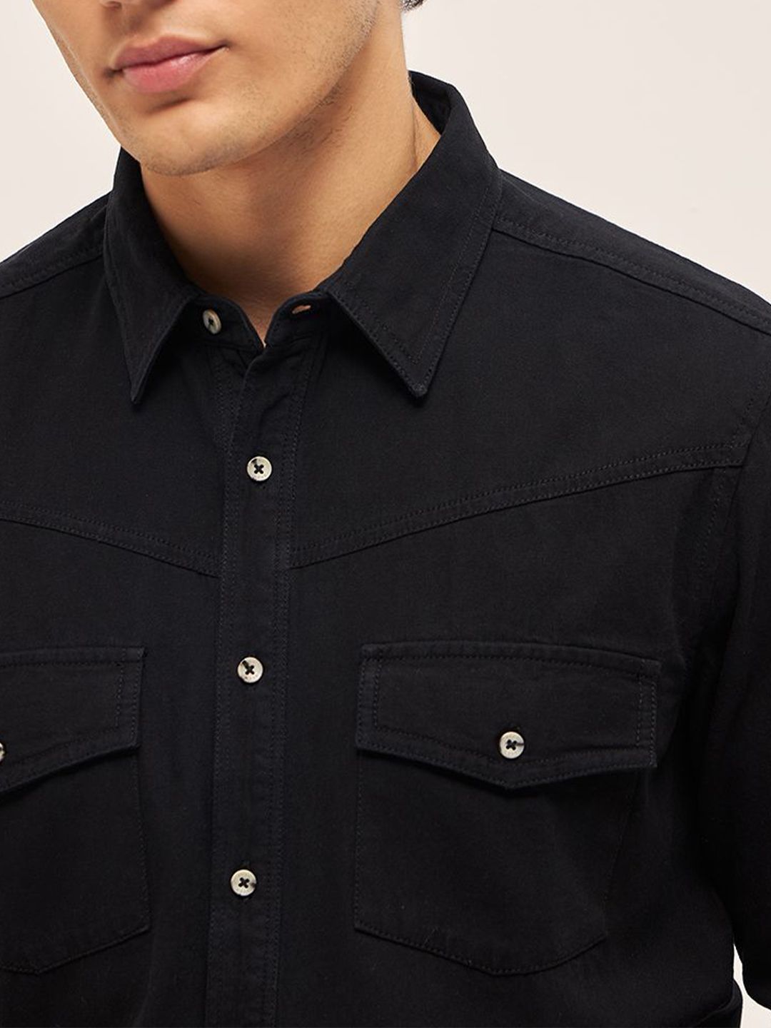 THE BEAR HOUSE Men Spread Collar Solid Cotton Casual Shirt
