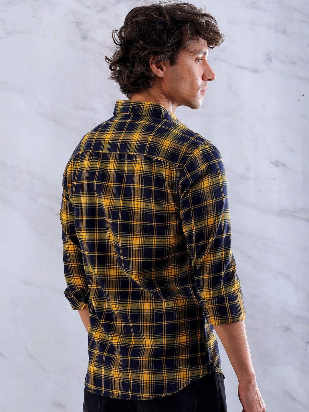 The Indian Garage Co Men Slim Fit Tartan Checks Opaque Checked Casual Shirt