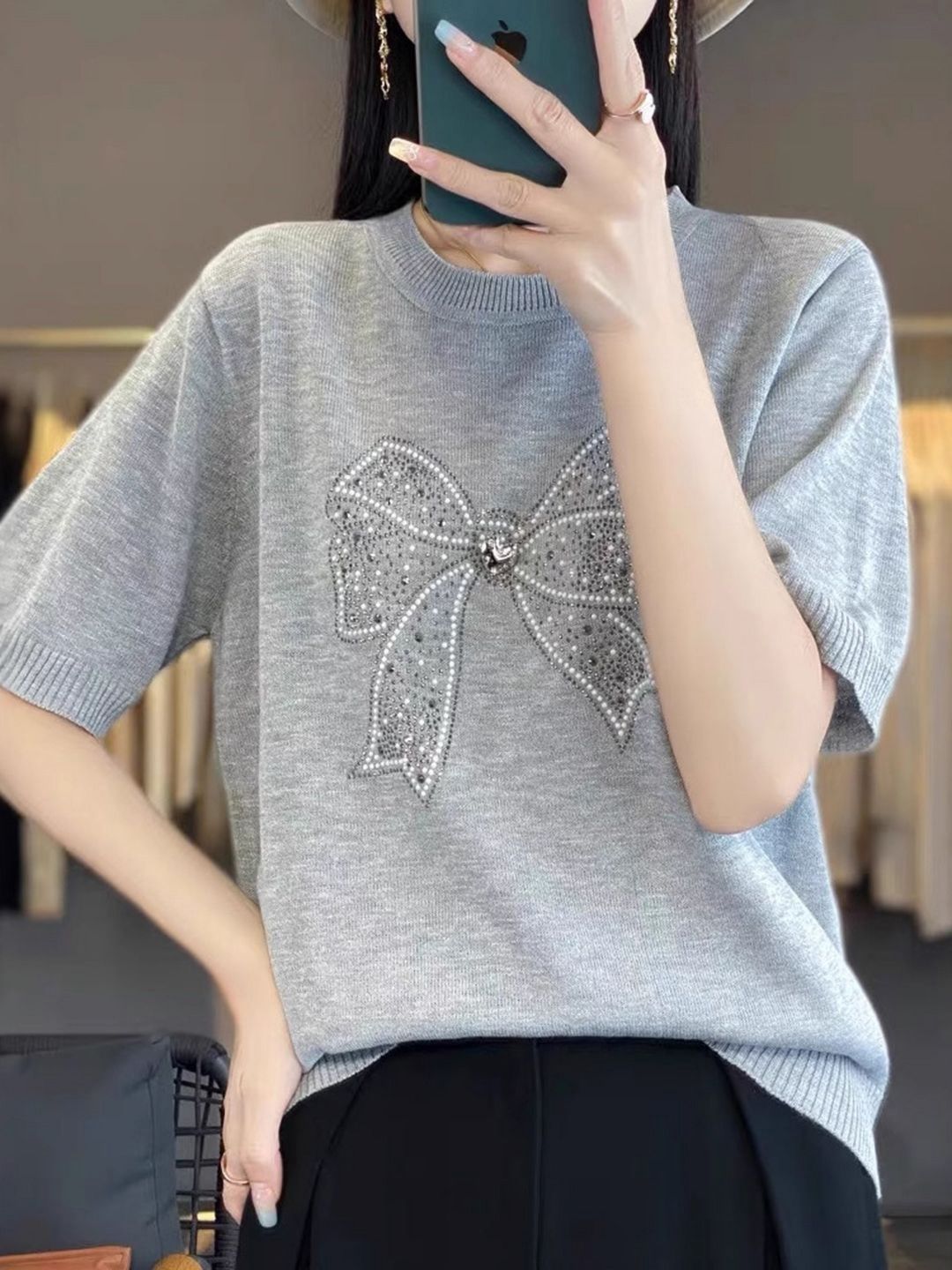 DressBerry Women Printed V-Neck Raw Edge T-shirt
